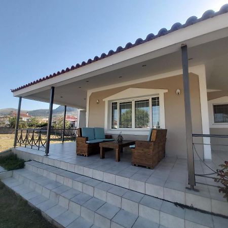 Vila Fina'S House Corinth Exteriér fotografie
