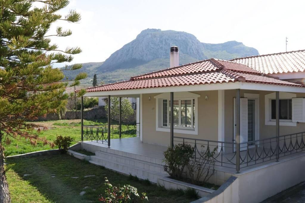 Vila Fina'S House Corinth Exteriér fotografie