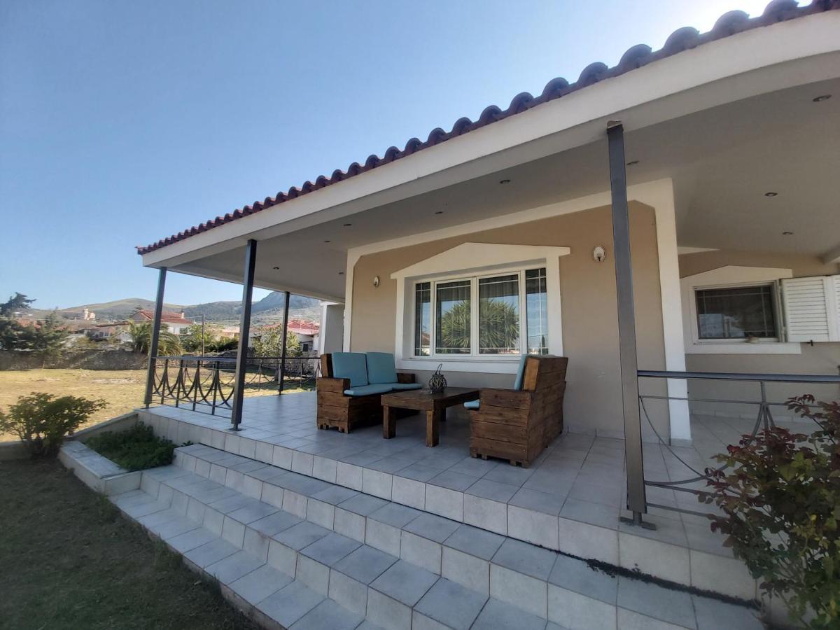 Vila Fina'S House Corinth Exteriér fotografie